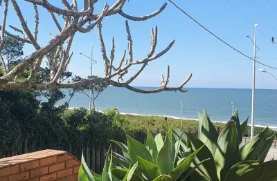 Vende-se casa linda em balneário piçarras – itacolomi!