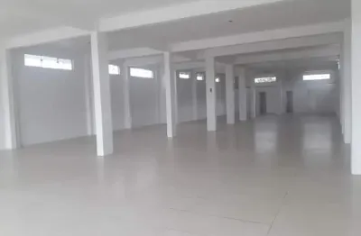 Sala Comercial Ampla com 330m² no Bairro Nossa Senhora da Paz – Balneário Piçarras