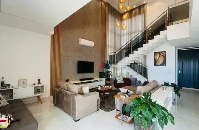 Casa com 4 quartos à venda na Rua Paris, 208, Jardim Europa II, Indaiatuba