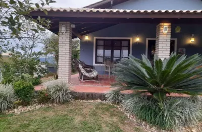Casa com 3 quartos à venda na Rua Amaro Damásio, Loteamento Santa Catarina, Biguaçu