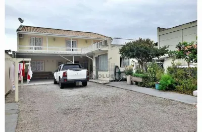 Casa com 3 quartos à venda na Rua Primeiro de Maio, Areias, São José