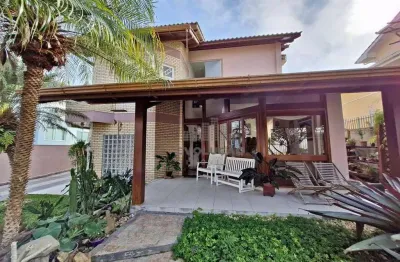 Casa com 4 quartos à venda na Rua Laélia Purpurata, João Paulo, Florianópolis