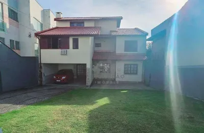 Casa de 05 dorms com suíte prox a escola adventista - florianópolis sc