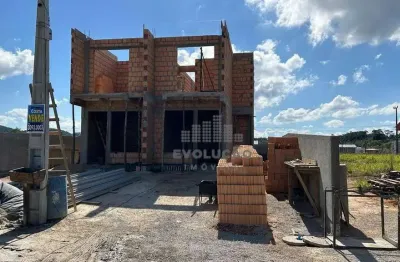 Sobrado em construção com 3 dorms com suíte - forquilhas - são josé/sc