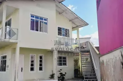 Casa com 4 quartos à venda na Travessa Anoraldo Borba, Centro, Biguaçu