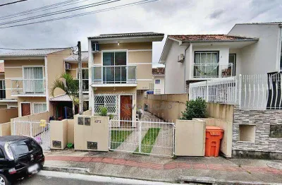 Sobrado 2 quartos, 1 sacada, 2 vagas - jardim botânico