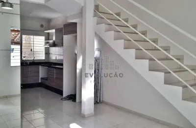 Casa com 2 quartos à venda na Rua José Fermino da Silva, Forquilhas, São José