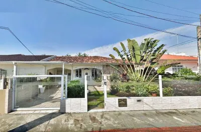 Ótimo investimento, casa dividida em 05 aptos - jardim cidade de florianópolis