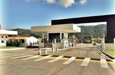 Casa em condomínio fechado com 3 quartos à venda na Avenida Paulo Roberto Vidal, Bela Vista, Palhoça