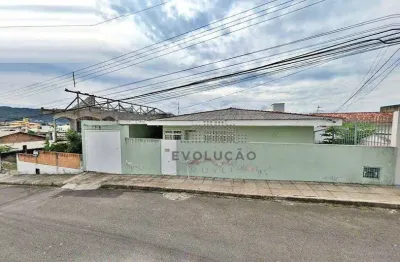 Casa com 3 quartos à venda na Rua Belo Horizonte, Serraria, São José