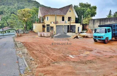 Terreno à venda na Rua Assis Brasil, Ponta de Baixo, São José