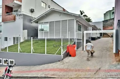 Casa com 8 quartos à venda na Rua Cambuí, Potecas, São José