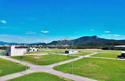 Terreno em condomínio fechado à venda na Rua Jorge José Zimmermann, Sertão do Maruim, São José