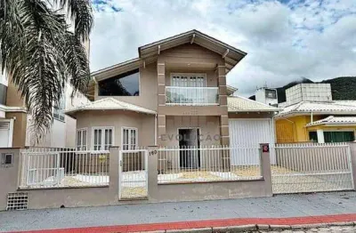 Casa, 4 dormitórios, 2 suítes, 50 metros do mar, bairro praia de fora, palhoça/sc