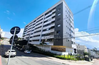 Apartamento com 2 Dormitórios com Suíte e Vaga - Estreito, Florianópolis/SC