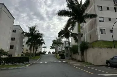 Apartamento com 2 Dorm, Reformado e pronto para morar em Areias - São José/SC