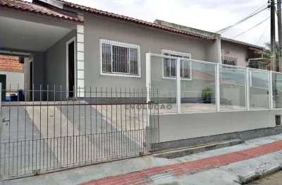 Casa com 2 quartos à venda na Rua Coruja, Forquilhas, São José