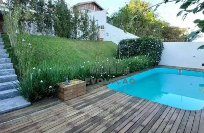 Casa com 4 dormitórios à venda, 340 m² por R$ 1.400.000 - Florianópolis/SC