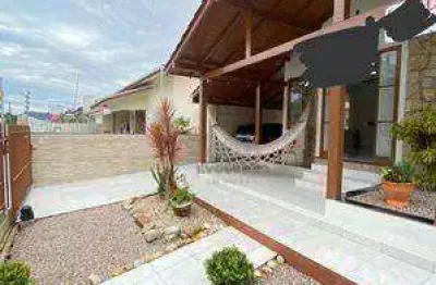 Casa 3 dormitórios, 1 suíte, vagas, centro, palhoça/sc: