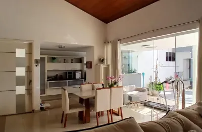 Casa com 4 quartos à venda no Jardim Ponte Grande, Mogi das Cruzes 