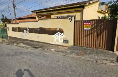 Imperdível casa à venda em araruama-rj, praça da bandeira: 3 quartos, 1 sala, 1 banheiro, 1 vaga, 144m². venha conferir!