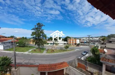 Imperdível! casa à venda em araruama-rj, alto da boa vista, com vista para lagoa, 3 quartos, 1 suíte, 1 sala, 1 banheiro, 197m².