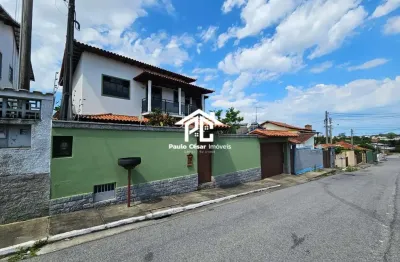 Imperdível oportunidade: casa à venda em araruama-rj, bairro praça da bandeira, 3 quartos, 1 suíte, 2 salas, 1 banheiro, 252,56m².