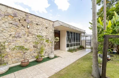 Casa comercial com 5 salas à venda na Rua Santa Catarina, 160, Água Verde, Curitiba