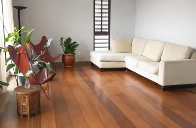 Apartamento amplo 158m² | 4 quartos | 2 suítes | 2 vagas independentes