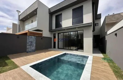 Sobrado, 3 suítes, piscina, acabamento impecável em condomínio fechado de paulín