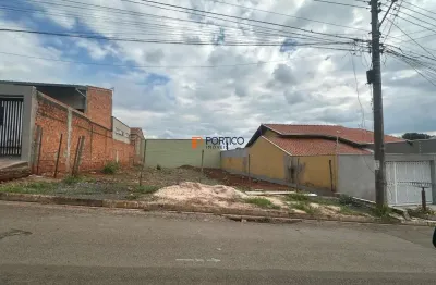 Terreno à venda na Rua Marly Sales Juvenal, 12, São Luiz, Paulínia