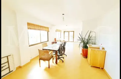 Apartamento cobertura 3 dormitórios,2 vagas a venda  próximo ao metrô  saude