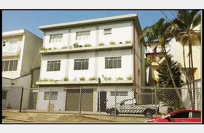 Excelente prédio comercial com 3 pavimentos no bosque da saúde
