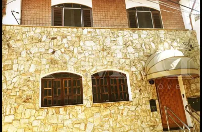 Sobrado bela vista, casa de vila, bem tranquila, reformada