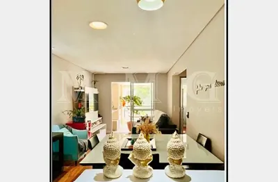 Apartamento com varanda gourmet, lazer, próximo ao metrô