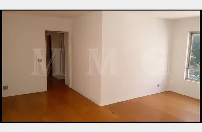 Apartamento de 157m² com 3 dormitórios 1 suíte no paraíso