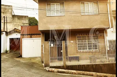 Sobrado de vila, 3 dormitórios com armários, 2 vagas, ótima