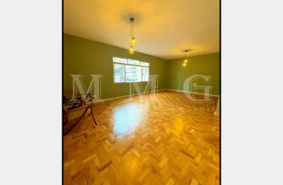 Apartamento com 2 dormitórios , amplo, com vaga em higienópolis