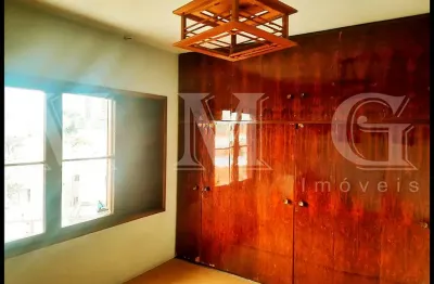 Sobrado, 3 dormitórios, suite, 3 banheiros, 4 vagas, 2 frentes