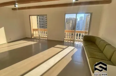 Amplo apto 04 dormitórios, reformado, à 100m da praia de pitangueiras!