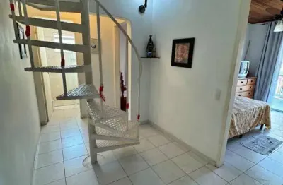 Cobertura com 3 quartos para alugar na Rua José Silva Figueiredo, Enseada, Guarujá
