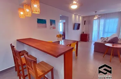 Lindo apartamento com sacada, totalmente reformado, lado praia!