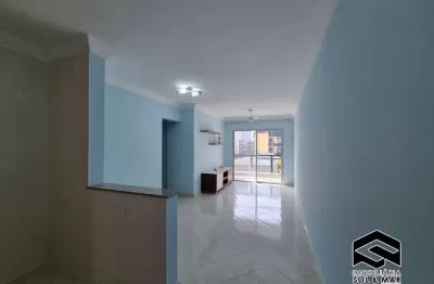 Apto. com 03 dormitórios, vista ao mar e excelente localização