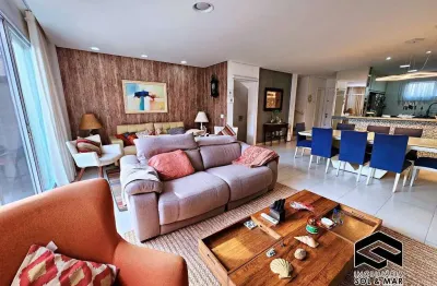 Linda casa em condomiínio! lazer completo, 01 quadra da praia!