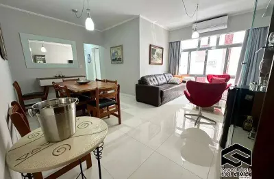 Lindo aptartamento, em excelente localização, apenas 3 quadras da praia!