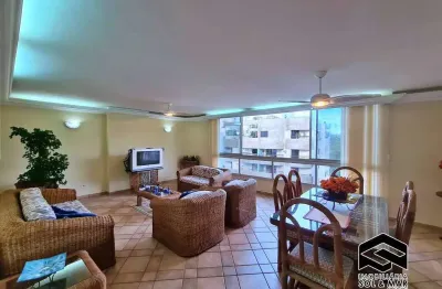 Ampla cobertura, lazer privativo, apenas 50mts da praia, em pitangueiras!