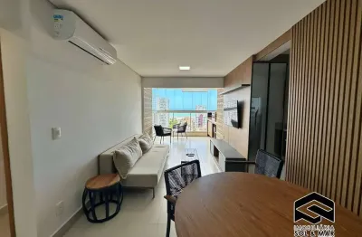 Lindo apartamento 02 dormitórios com varanda grill e linda vista para o mar
