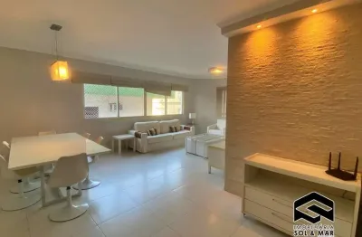 Apto enorme, todo reformado, em exc. Localização, apenas 200mts do mar!