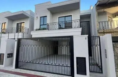 Excelente sobrado à venda com 3 suítes, centro - itajaí