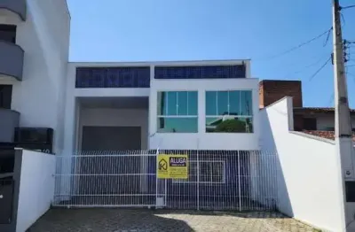 Casa para alugar na Rua Alberto Werner, Vila Operária, Itajaí